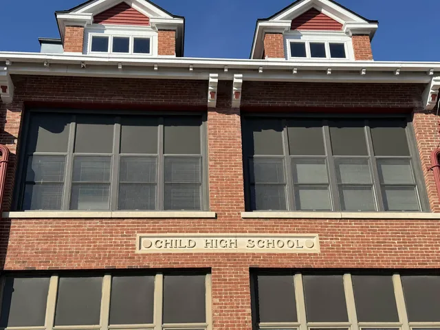 $380,000 | 116 Swift Street, Unit 201, Edgerton, WI 53534