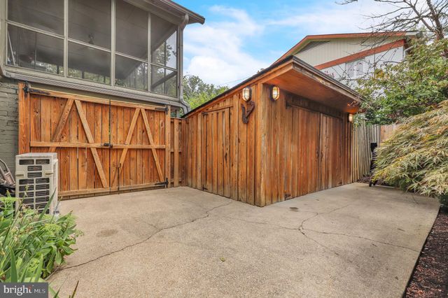 $1,423,000 | 7016 River Road, Bethesda, MD 20817