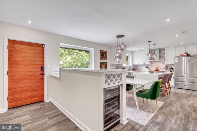 $1,423,000 | 7016 River Road, Bethesda, MD 20817