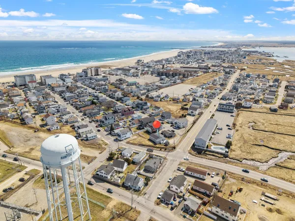 $595,000 | 56 Nudd Avenue, Hampton, NH 03842