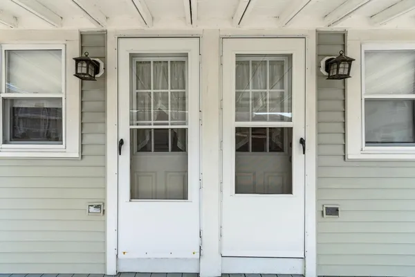 $595,000 | 56 Nudd Avenue, Hampton, NH 03842