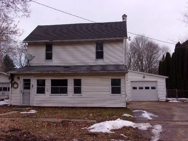 $114,900 | 321 South Wood Street, Hudson, MI 49247