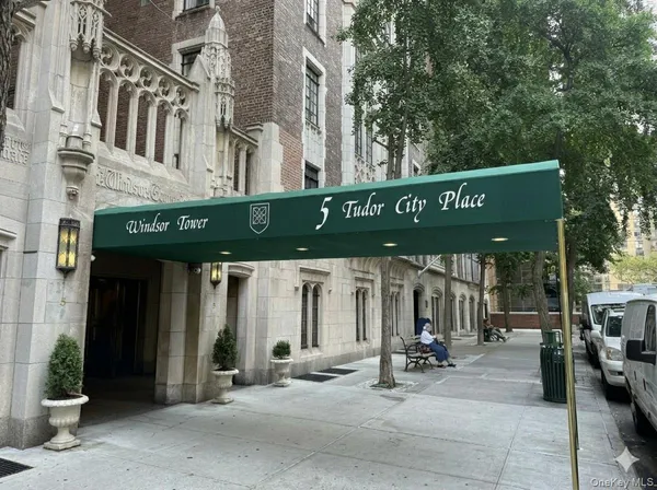 $2,700 | 5 Tudor City Place, Unit 207 | Murray Hill