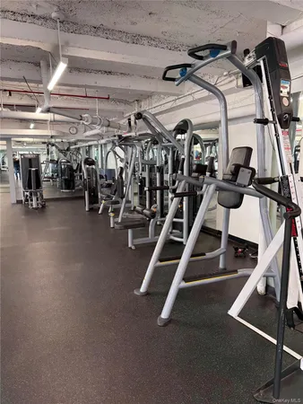 $2,700 | 5 Tudor City Place, Unit 207 | Murray Hill