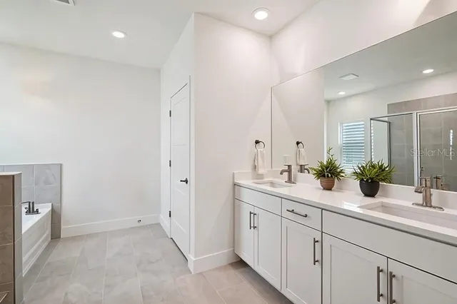 $380,990 | 4015 Southwest 54th St Road, Ocala, FL 34474