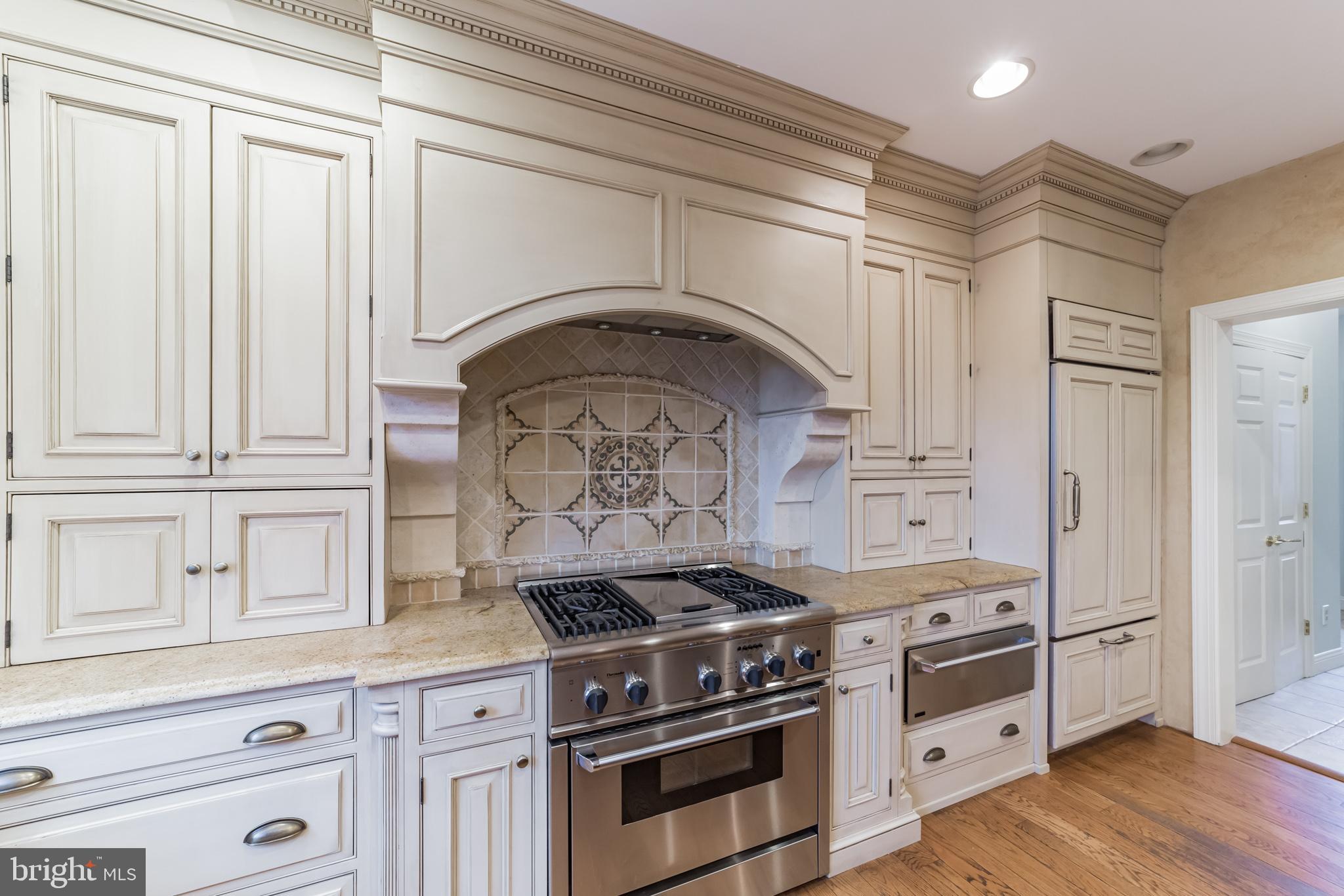 3408 B Goshen Road Newtown Square, PA 19073 - Photo 16 of 44 Custom Backsplashes