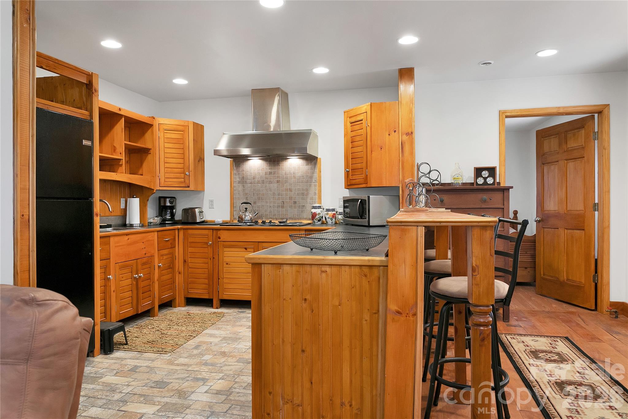 370 Moons Rest Lane Brevard, NC 28712 - Photo 12 of 33