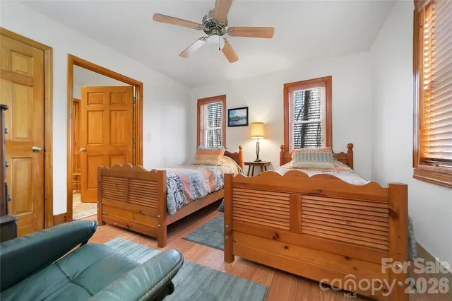 $450,000 | 370 Moons Rest Lane, Brevard, NC 28712