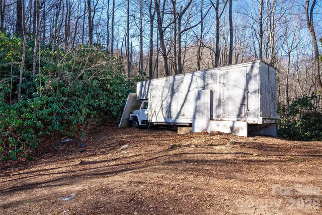 $450,000 | 370 Moons Rest Lane, Brevard, NC 28712