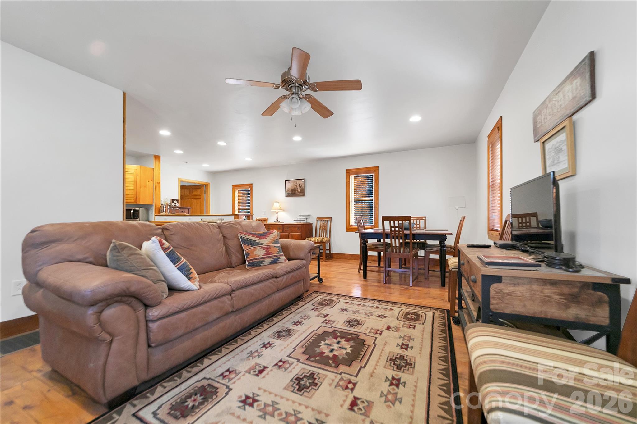 370 Moons Rest Lane Brevard, NC 28712 - Photo 7 of 33