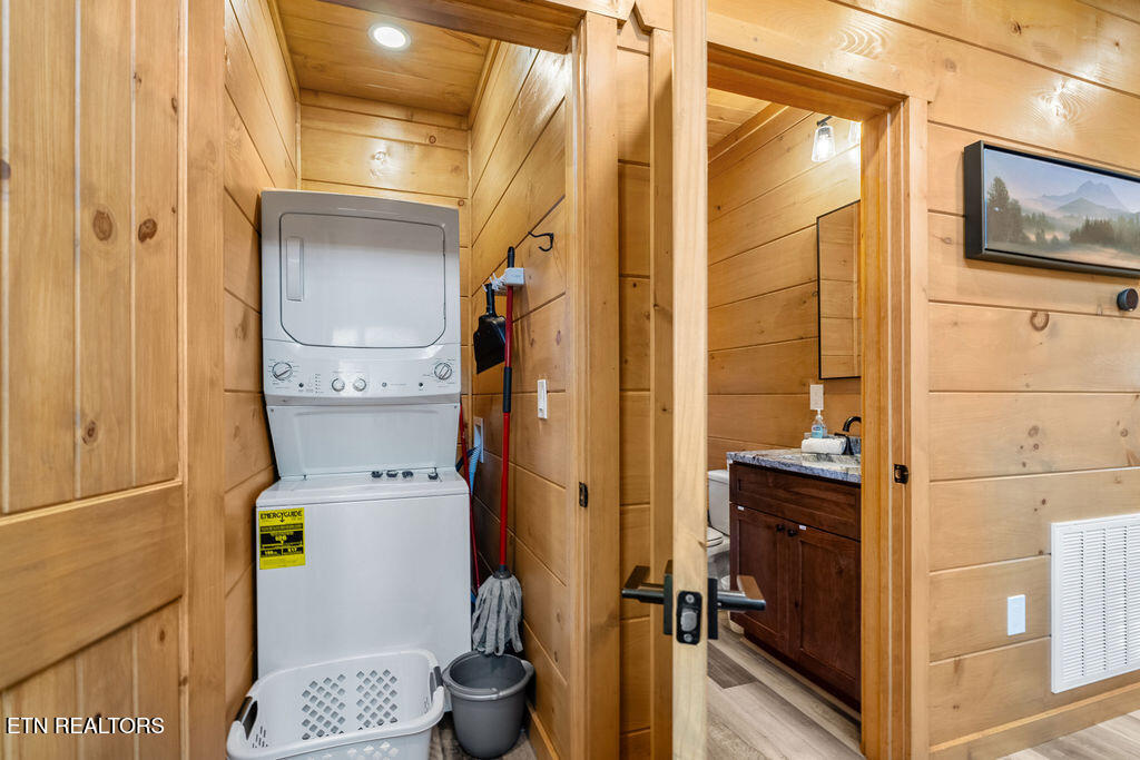 2832 Sequoia Road Pigeon Forge, TN 37863 - Photo 13 of 44 DSC02191-HDR