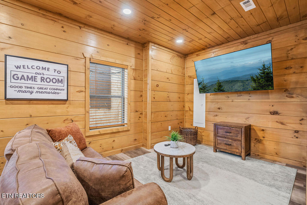 2832 Sequoia Road Pigeon Forge, TN 37863 - Photo 28 of 44 DSC02271-HDR