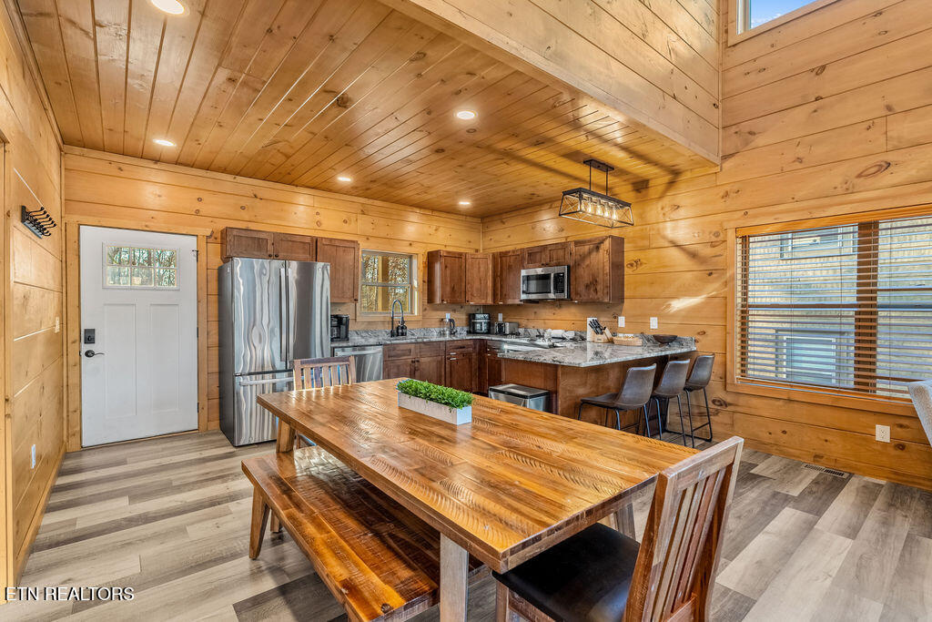 2832 Sequoia Road Pigeon Forge, TN 37863 - Photo 4 of 44 DSC02131-HDR