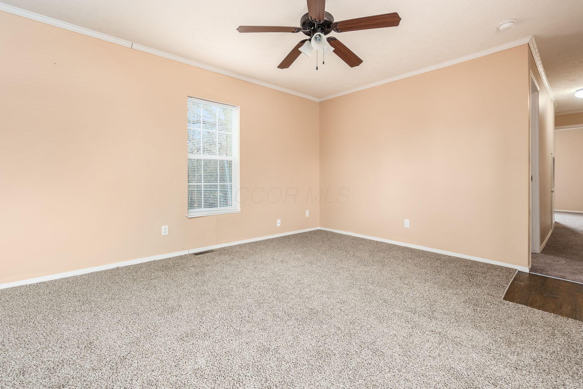 755 Stelzer Road, Unit 54 Columbus, OH 43219 - Photo 15 of 28 Interior