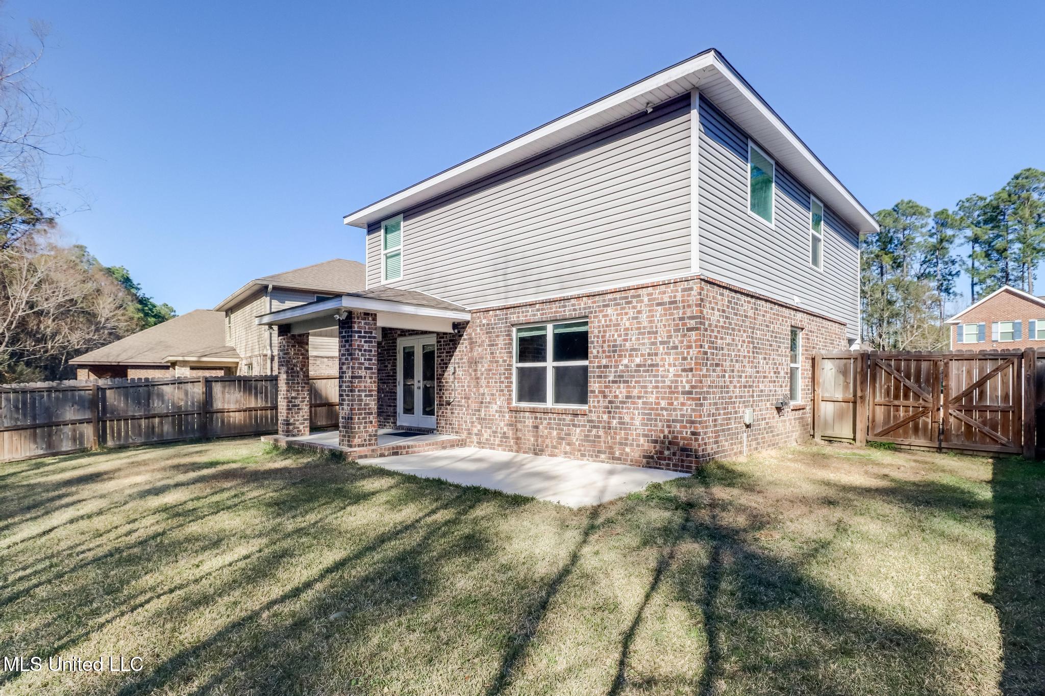 5261 Overland Drive Biloxi, MS 39532 - Photo 24 of 27 IMG_2485