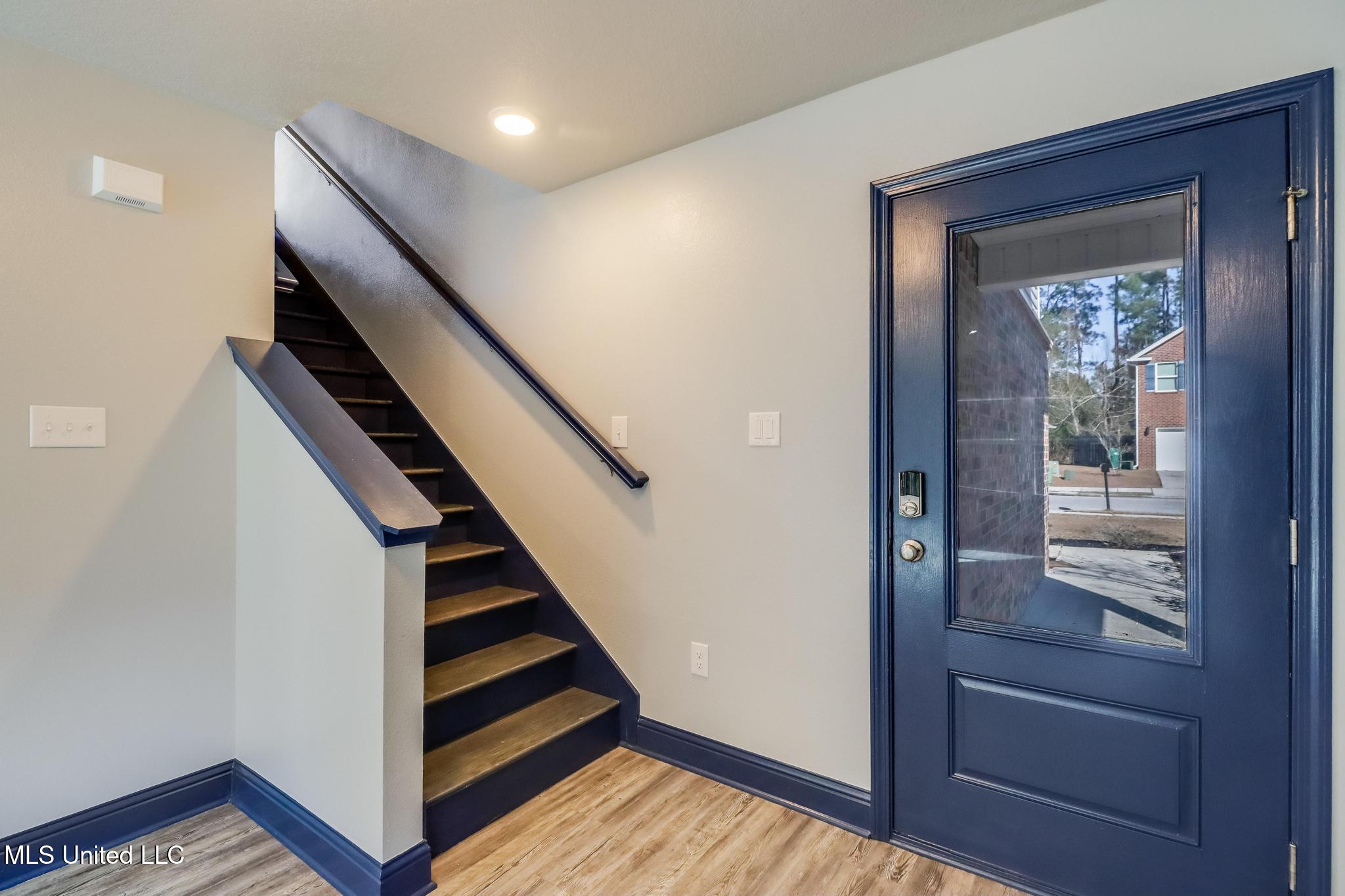 5261 Overland Drive Biloxi, MS 39532 - Photo 10 of 27 IMG_2455-2