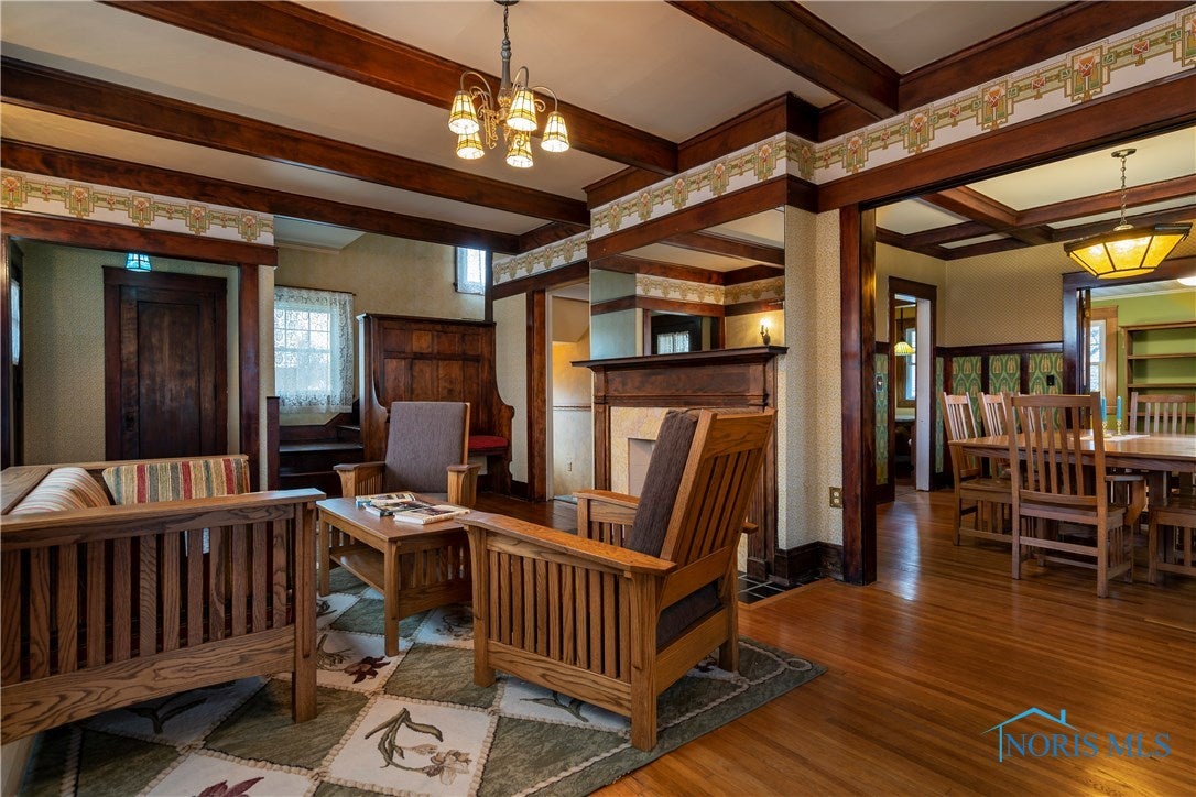 402 Eagle Point Road Rossford, OH 43460 - Photo 18 of 41 Gallery Image 18