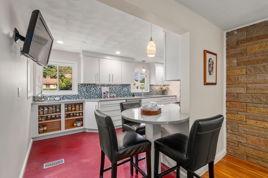 6 Royce Road Framingham, MA 01701 - Photo 11 of 26