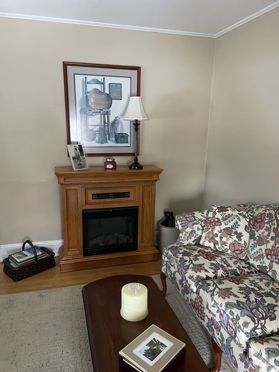 20 Spring Street Clinton, MA 01510 - Photo 8 of 27 Gallery Image 8