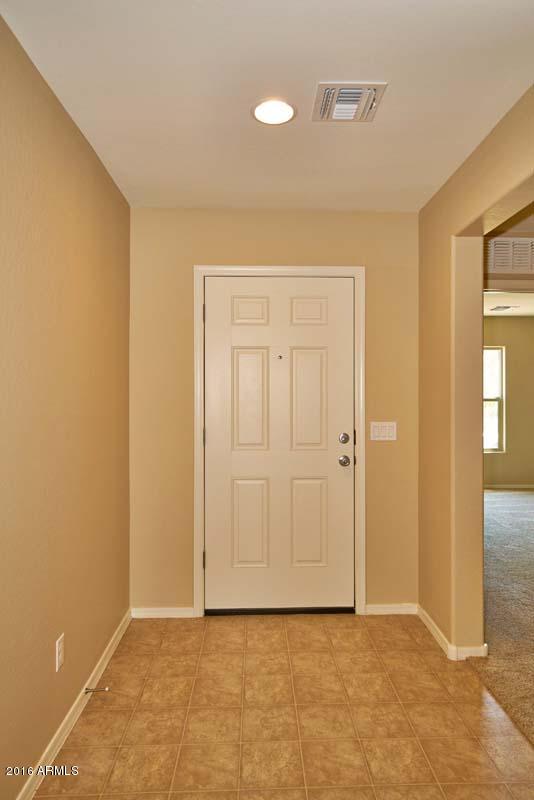 7572 West Darrel Road Laveen, AZ 85339 - Photo 20 of 36 Foyer