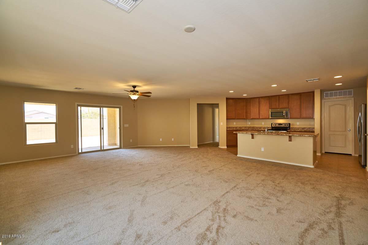 7572 West Darrel Road Laveen, AZ 85339 - Photo 25 of 36 Great Room-Kitchen2