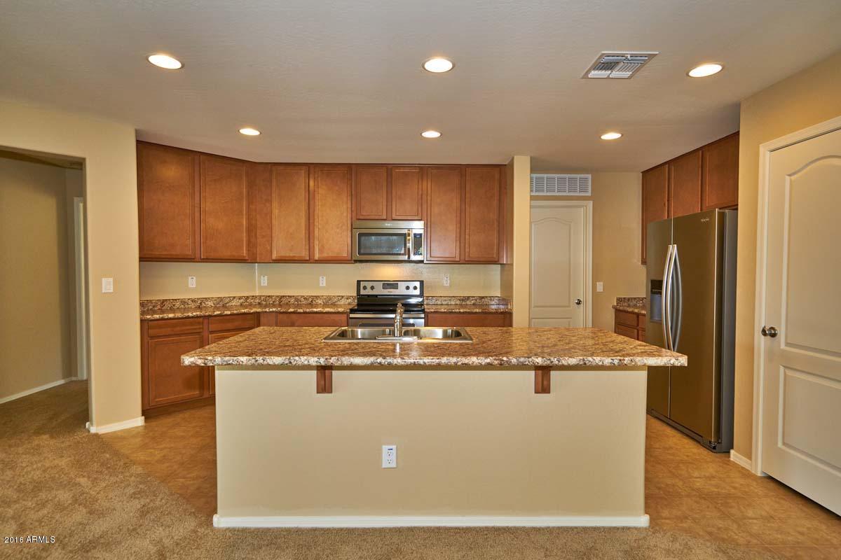 7572 West Darrel Road Laveen, AZ 85339 - Photo 26 of 36 Kitchen Island