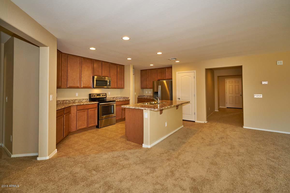 7572 West Darrel Road Laveen, AZ 85339 - Photo 27 of 36 Kitchen