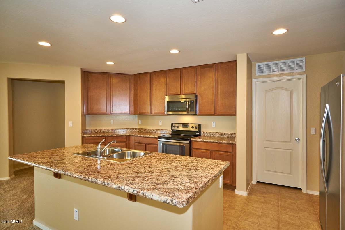 7572 West Darrel Road Laveen, AZ 85339 - Photo 28 of 36 Kitchen2