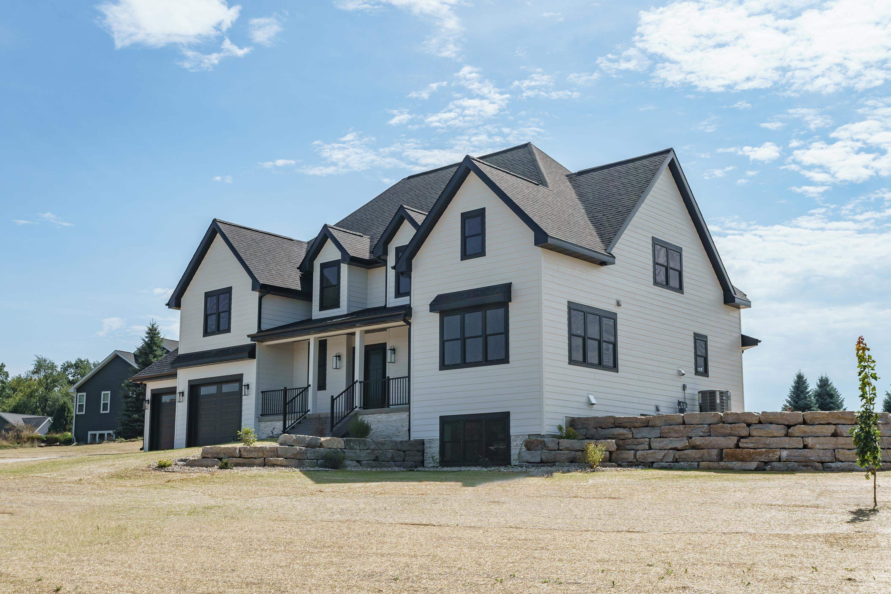 7184 Pfeil Bend Sun Prairie, WI 53590 - Photo 3 of 65 Gallery Image 3