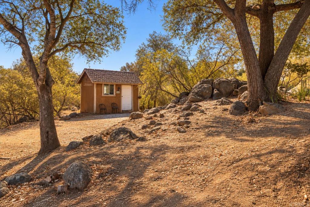 14931 Cool Valley Road Valley Center, CA 92082 - Photo 12 of 31 Gallery Image 12