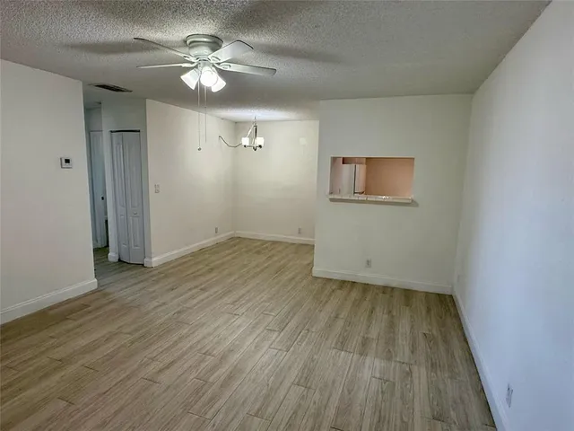 $1,950 | 2646 Riverside Drive, Unit 2646, Coral Springs, FL 33065