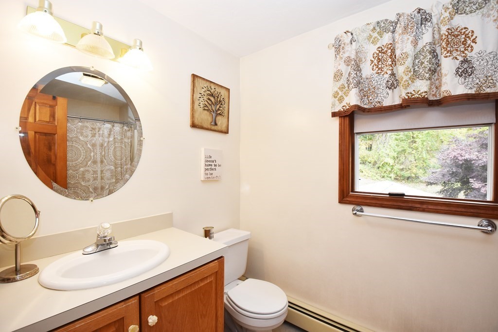 37 Dominion Road Worcester, MA 01605 - Photo 16 of 30 Gallery Image 16