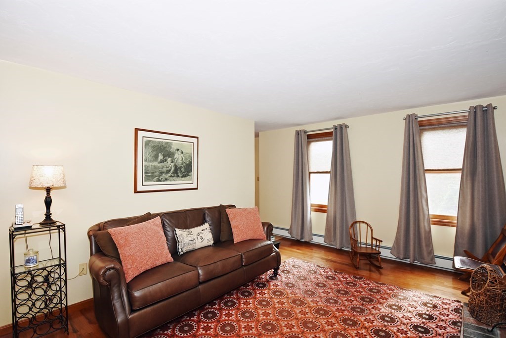 37 Dominion Road Worcester, MA 01605 - Photo 3 of 30 Gallery Image 3