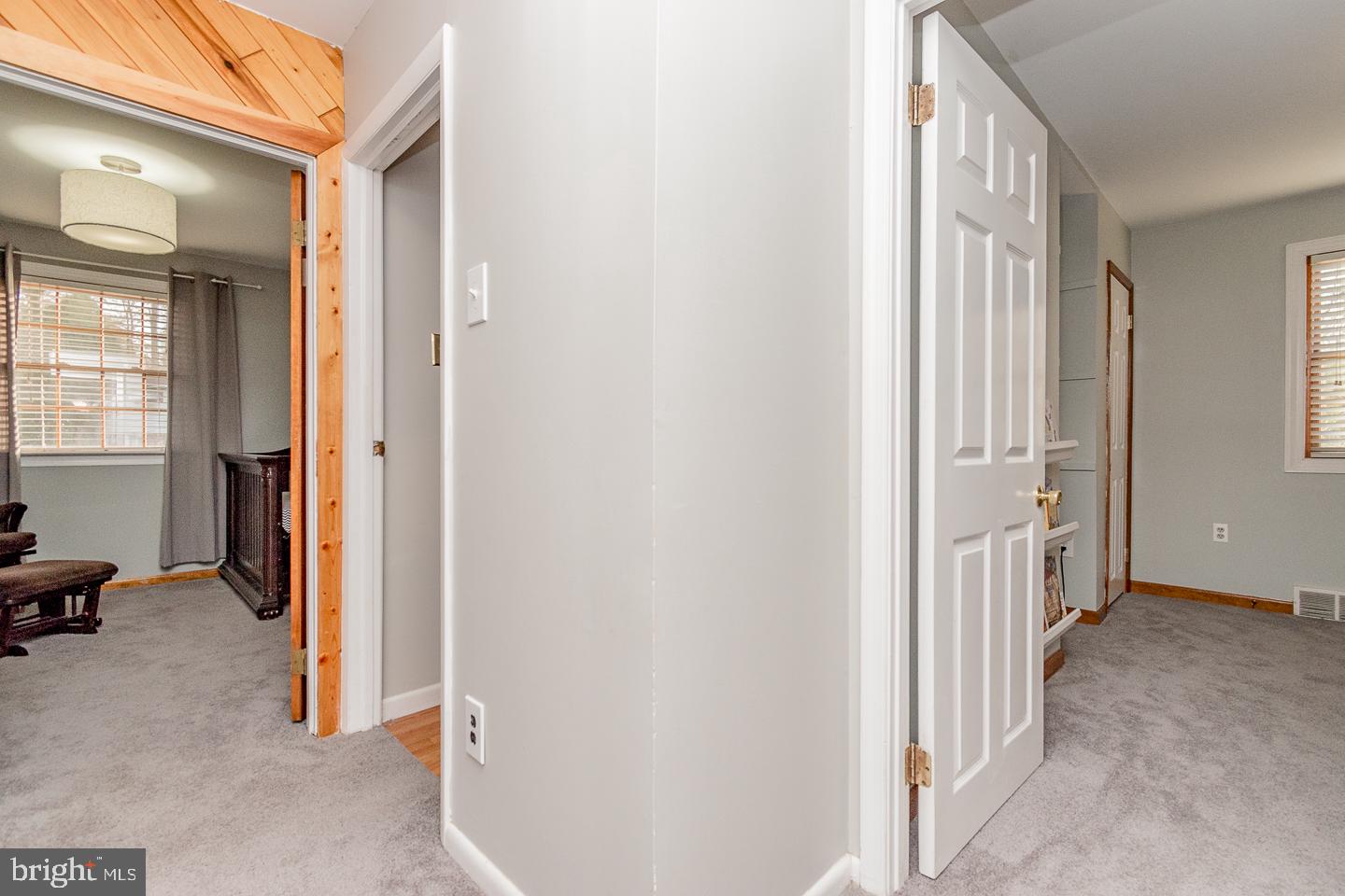 43 Russell Road Willow Grove, PA 19090 - Photo 14 of 30 Gallery Image 14