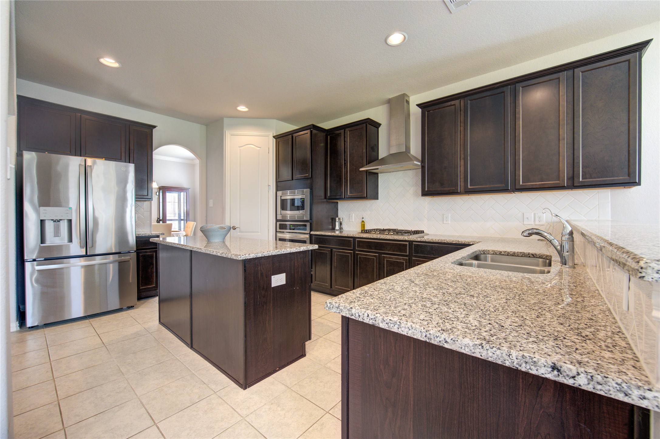 13838 Sturcombe Gln Trail Rosharon, TX 77583 - Photo 14 of 44