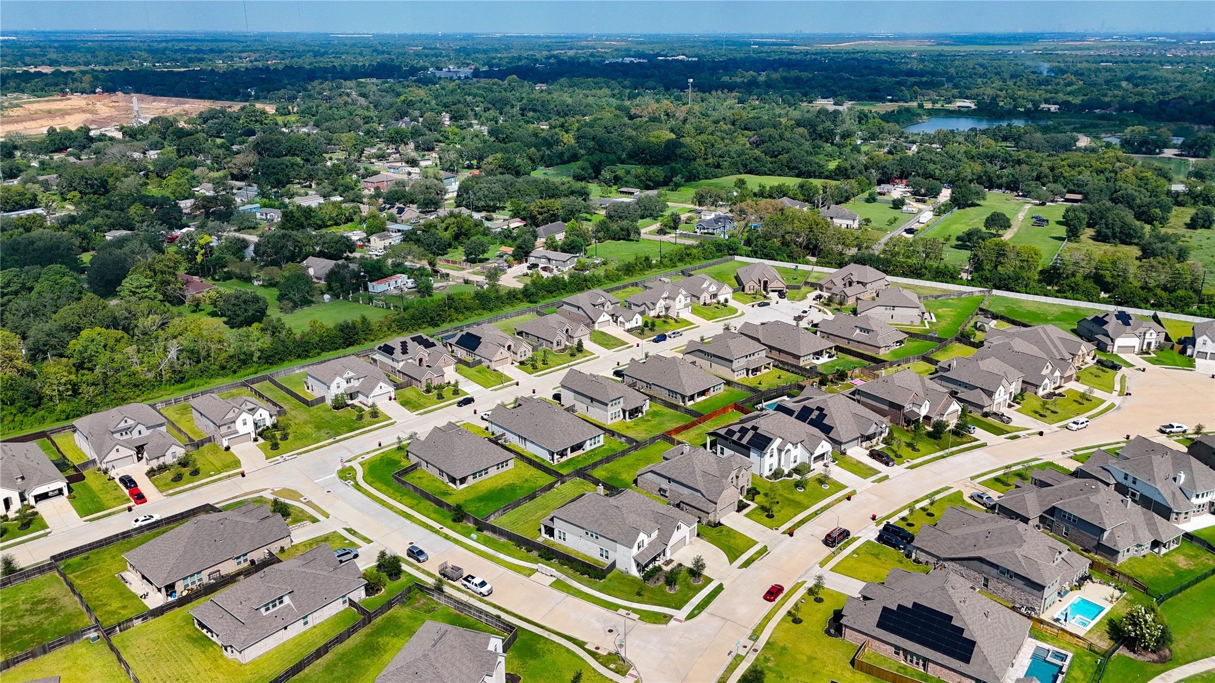 13838 Sturcombe Gln Trail Rosharon, TX 77583 - Photo 41 of 44