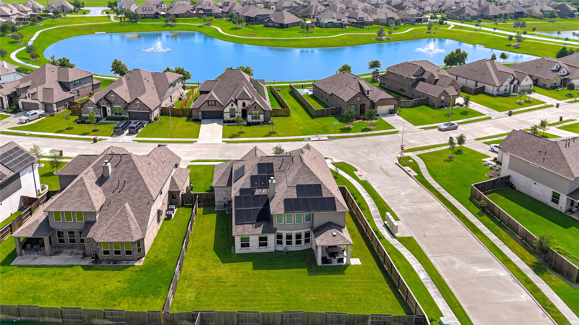 13838 Sturcombe Gln Trail Rosharon, TX 77583 - Photo 43 of 44