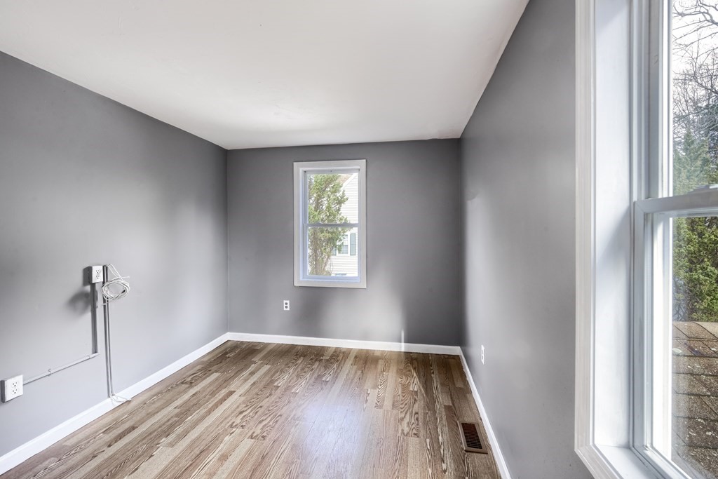 166 Morrison Road East Taunton, MA 02718 - Photo 11 of 30 Gallery Image 11