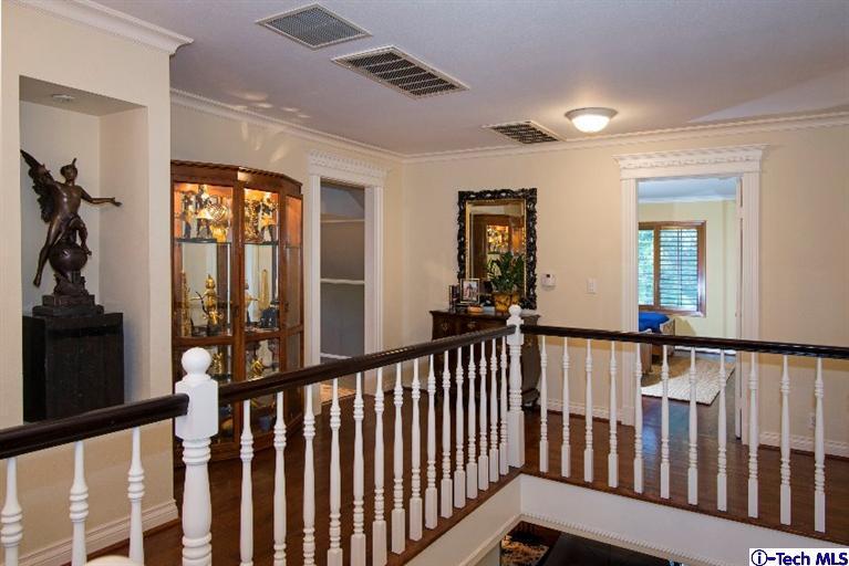 932 West Kenneth Road Glendale, CA 91202 - Photo 15 of 83 Additional Photo