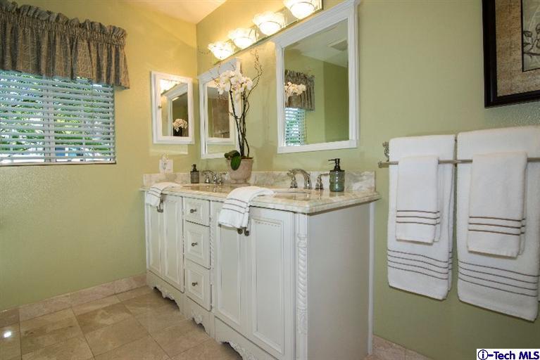 932 West Kenneth Road Glendale, CA 91202 - Photo 31 of 83 Additional Photo