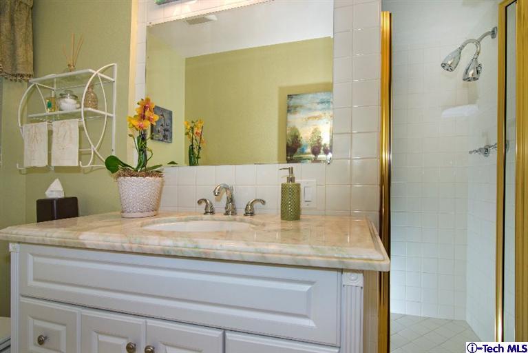 932 West Kenneth Road Glendale, CA 91202 - Photo 36 of 83 Additional Photo