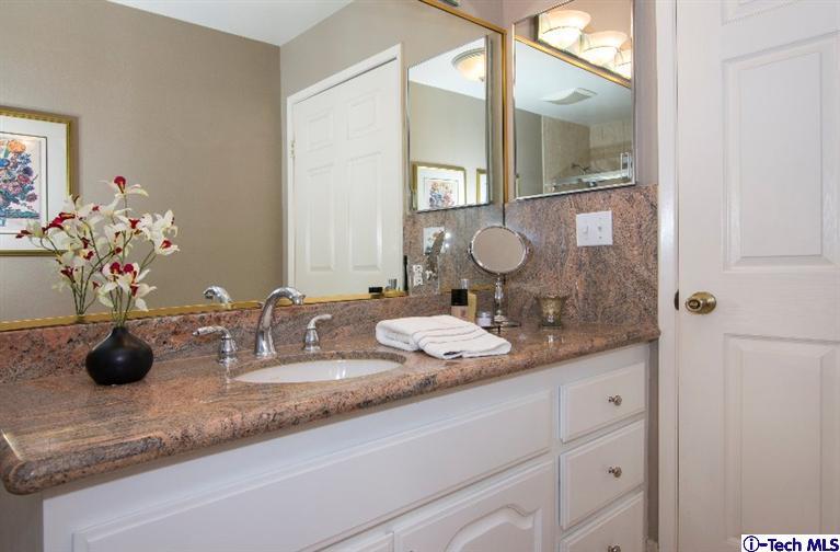 932 West Kenneth Road Glendale, CA 91202 - Photo 54 of 83 Additional Photo