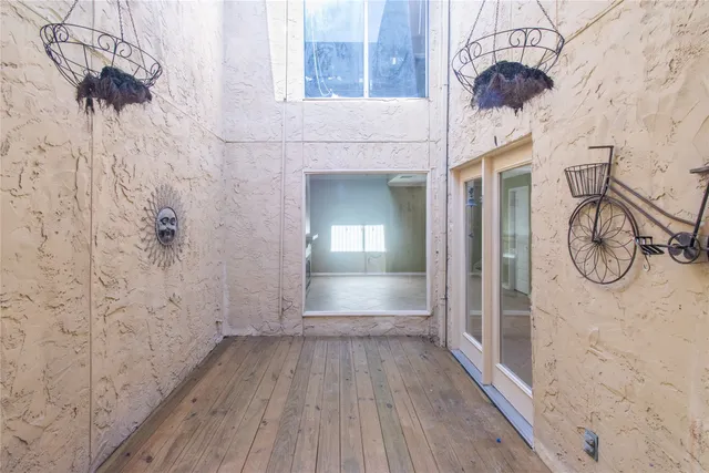 $1,500 | 11311 Harwin Dr. Drive, Unit 4, Houston, TX 77072