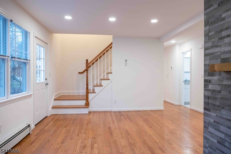 31 Lakeview Road Sparta, NJ 07871 - Photo 11 of 48