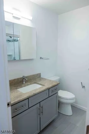 $3,700 | 31 Lakeview Road, Sparta, NJ 07871