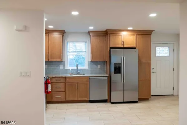 $3,700 | 31 Lakeview Road, Sparta, NJ 07871