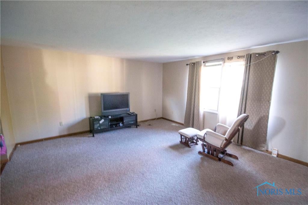 6523 Brixton Road Maumee, OH 43537 - Photo 3 of 26 Gallery Image 3