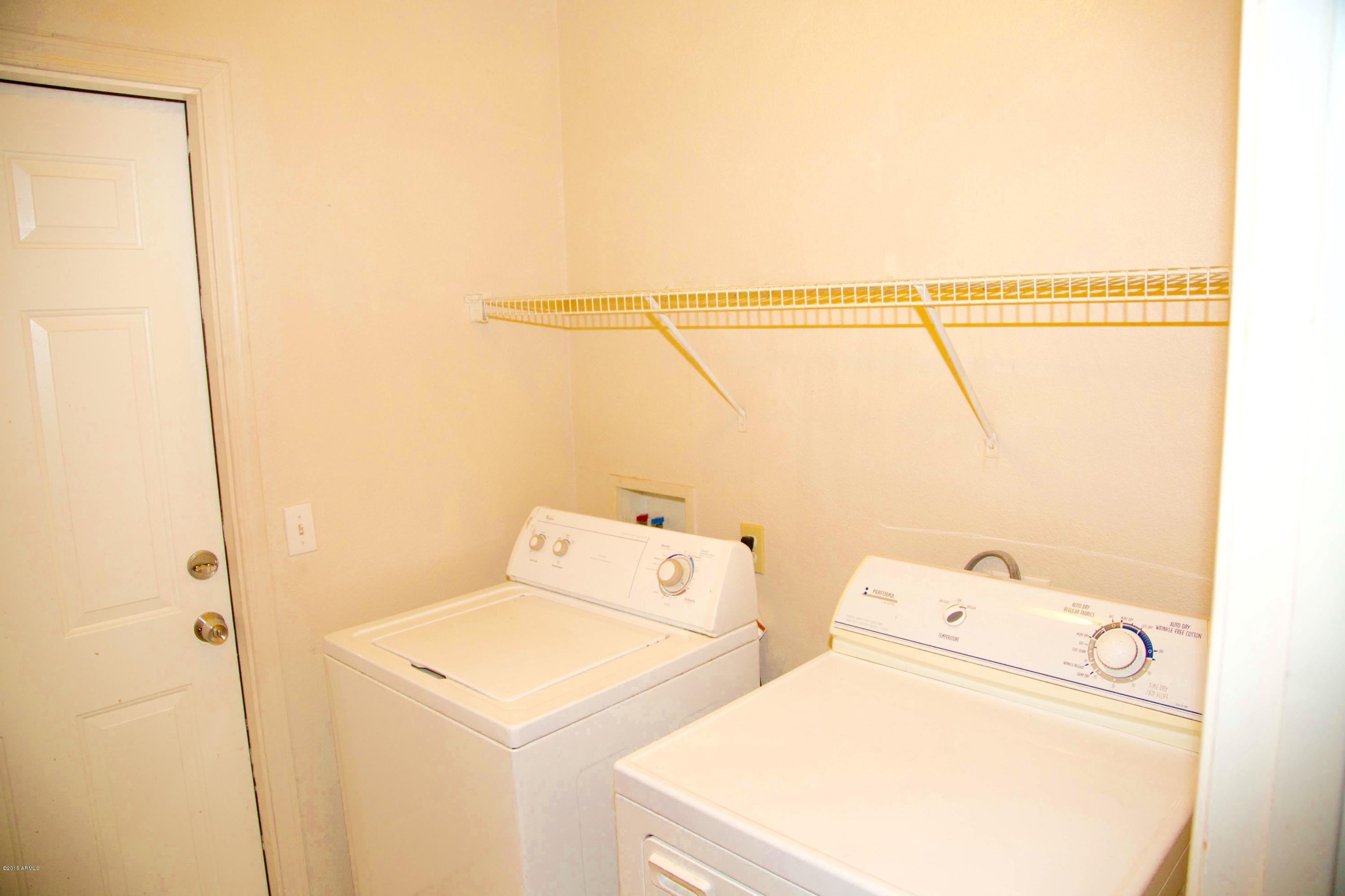 6518 West Riva Road Phoenix, AZ 85043 - Photo 10 of 16 Laundry Room