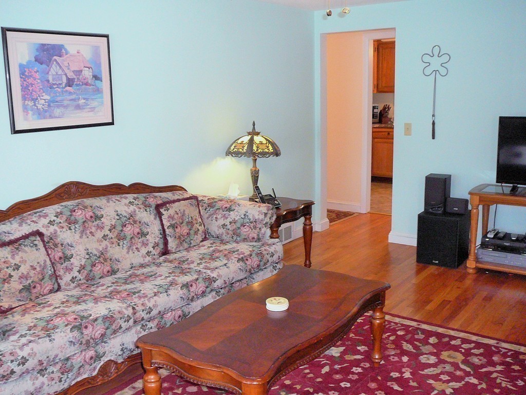87 Winding Lane Springfield, MA 01118 - Photo 13 of 26