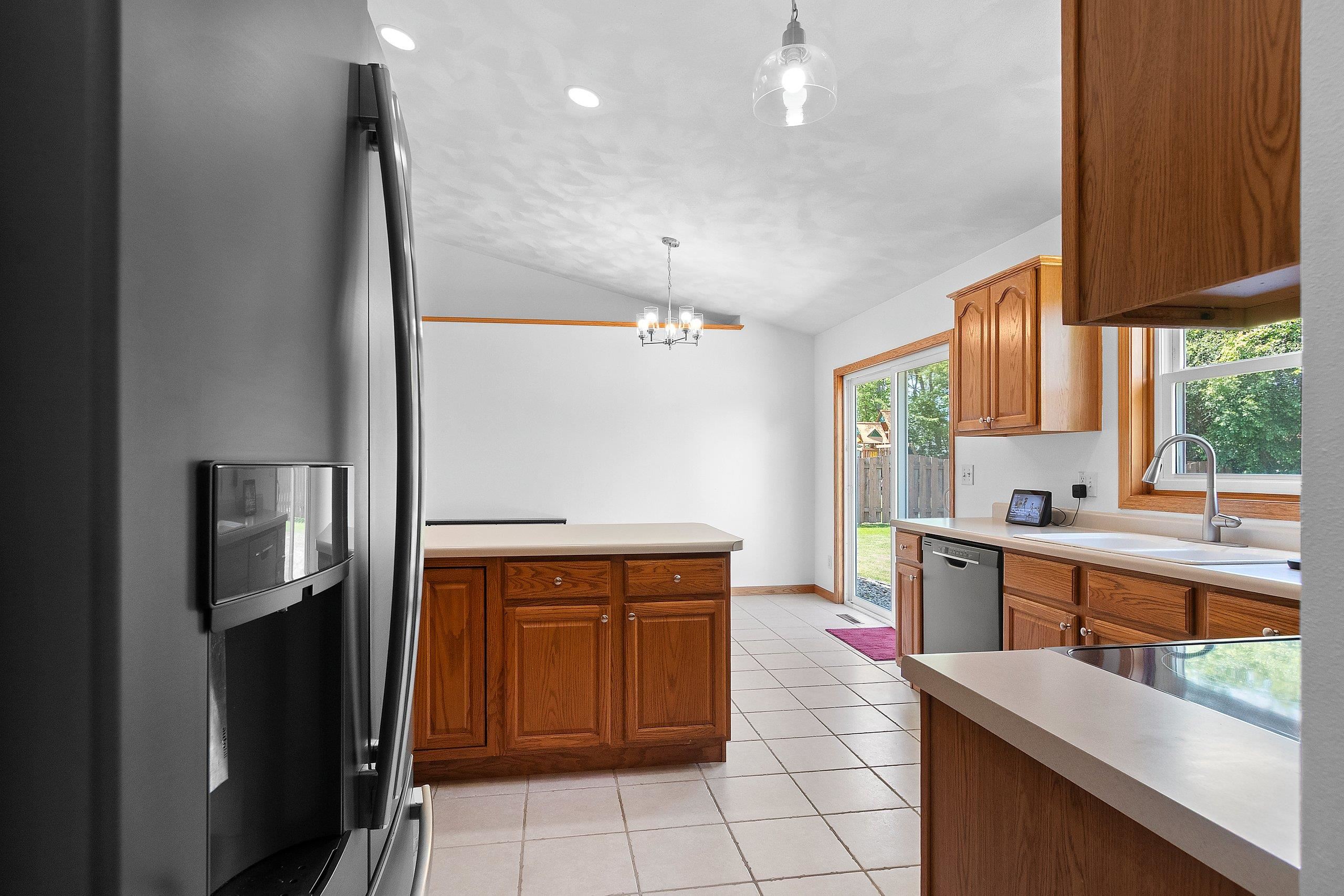 W6034 Paige Way Appleton, WI 54915 - Photo 19 of 48